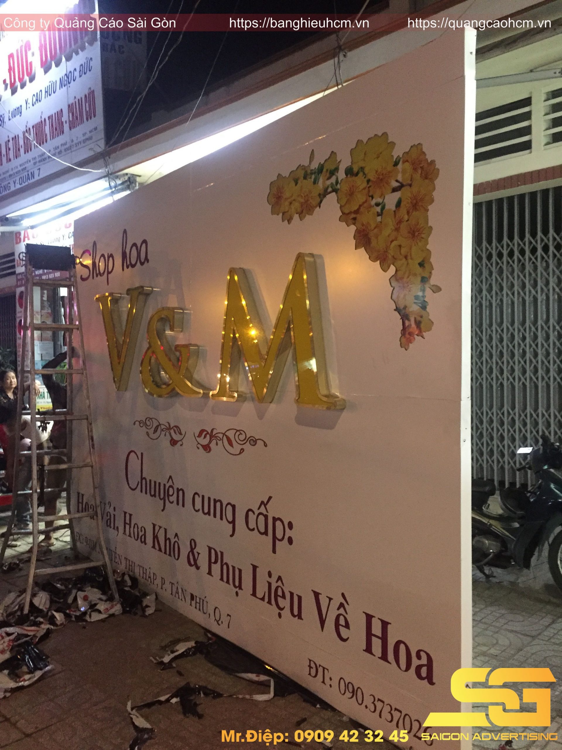 Bảng hiệu shop hoa tại Nguyễn Thị Thập Quận 7 TPHCM 